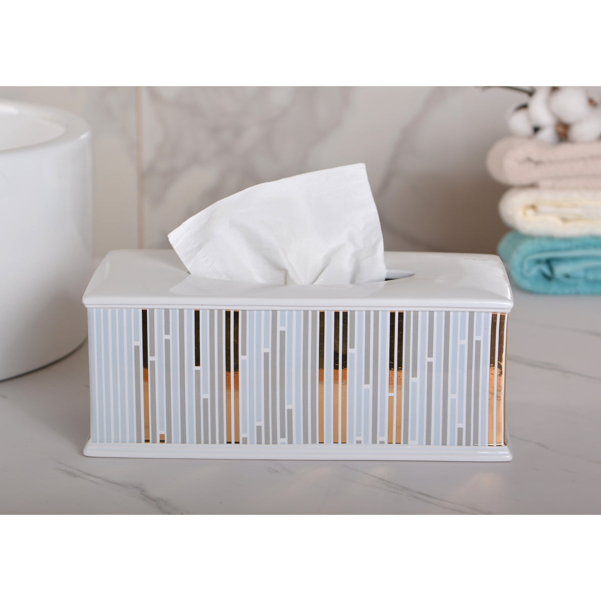 Dwell Marco Tissue Cover - White/Gold